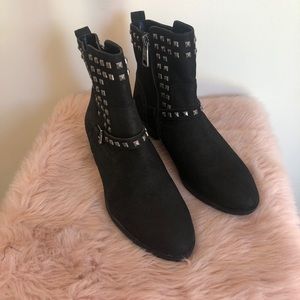 NWOT Ralph Lauren Shaelynn Leather Ankle Boots